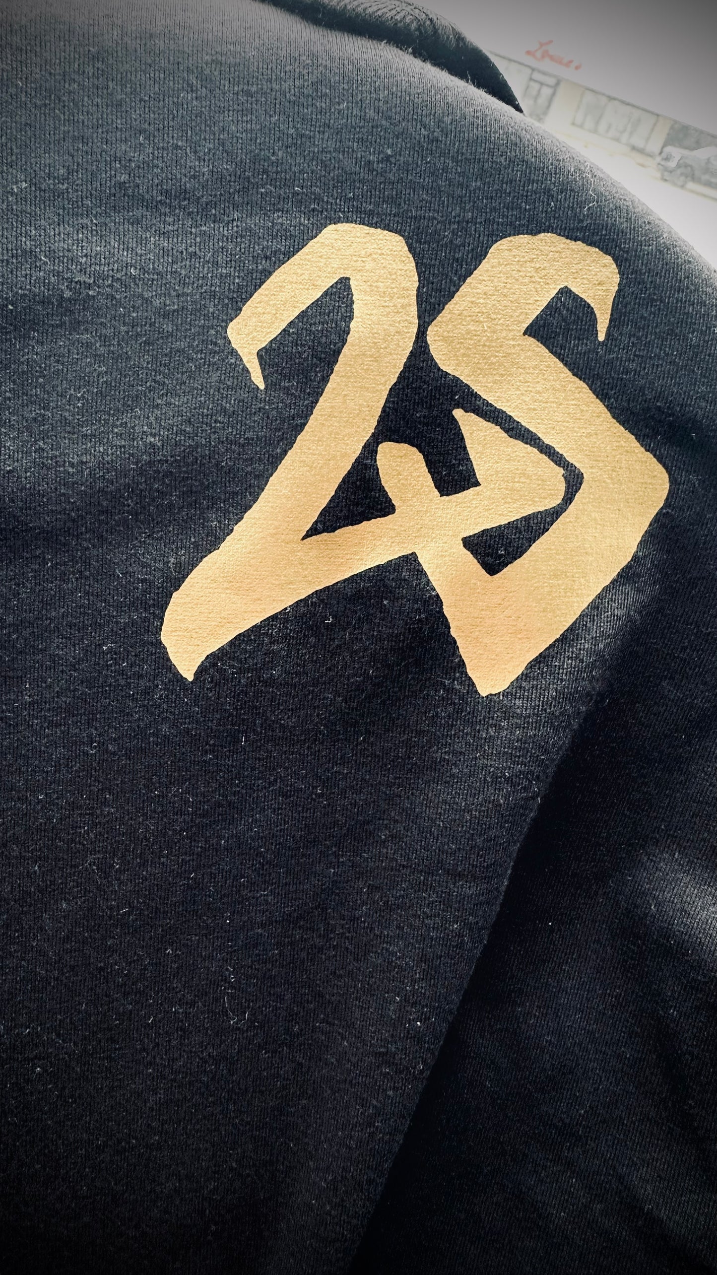 LIMITLESS TEES Queen Edition | WOMEN'S