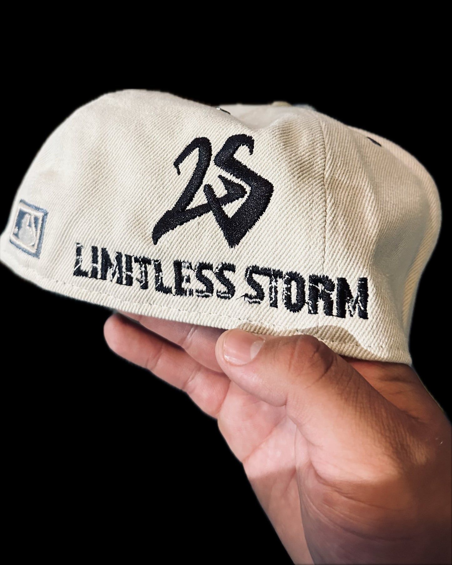 LIMITLESS HAT | T CAP