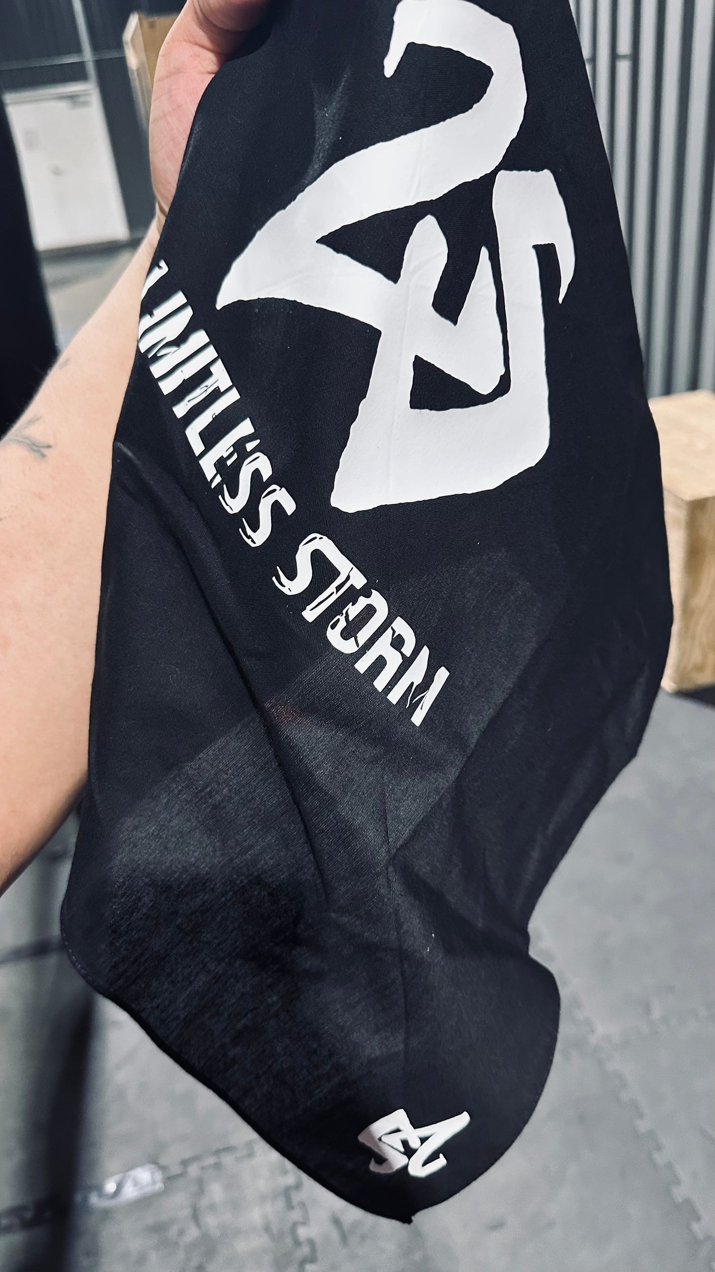 LIMITLESS Bandannas